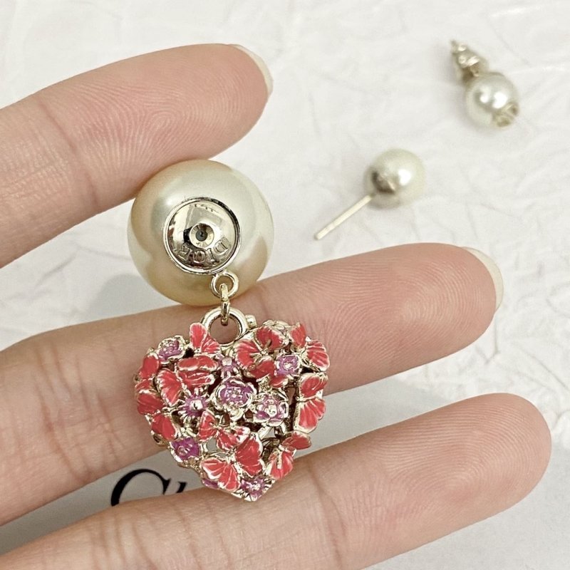 chr1st1an D10r earrings